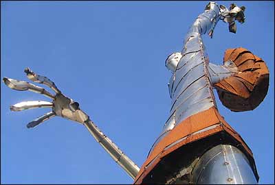 image of the sculpture that called the girl